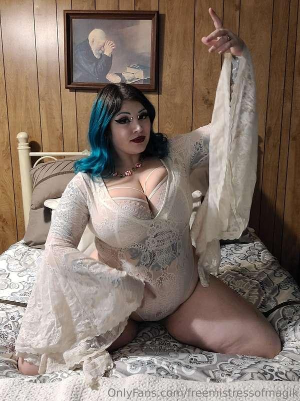 freemistressofmagik image #0