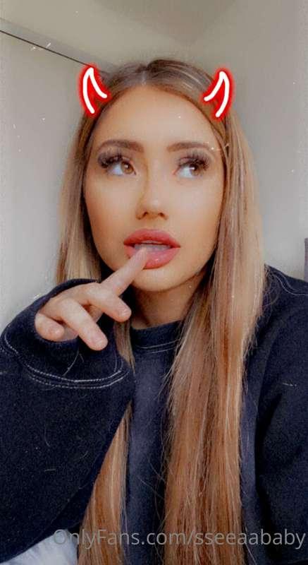 👀👀