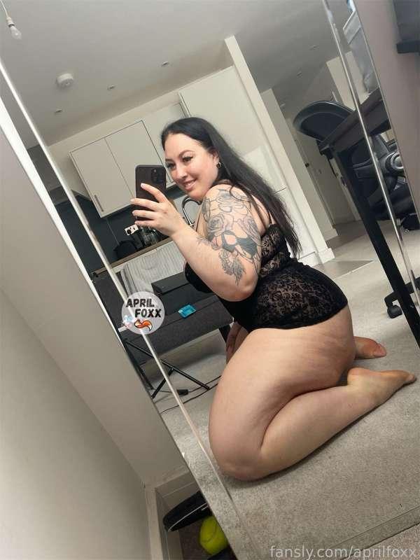 I am all yours right now🔥 What would you do first?
