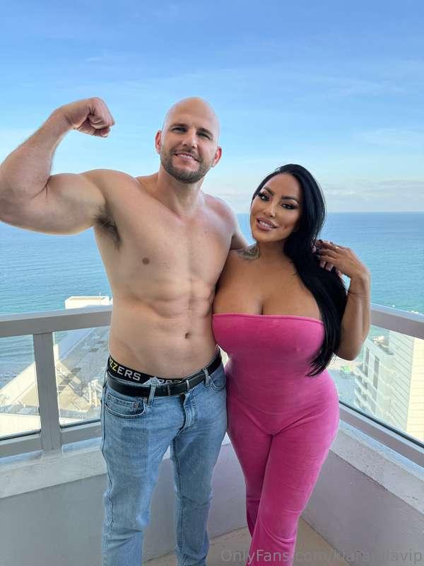 📹🤳🏼🤳🏼📽️🎞️ live show today on my VIP PAGE was FREEE… must be ..