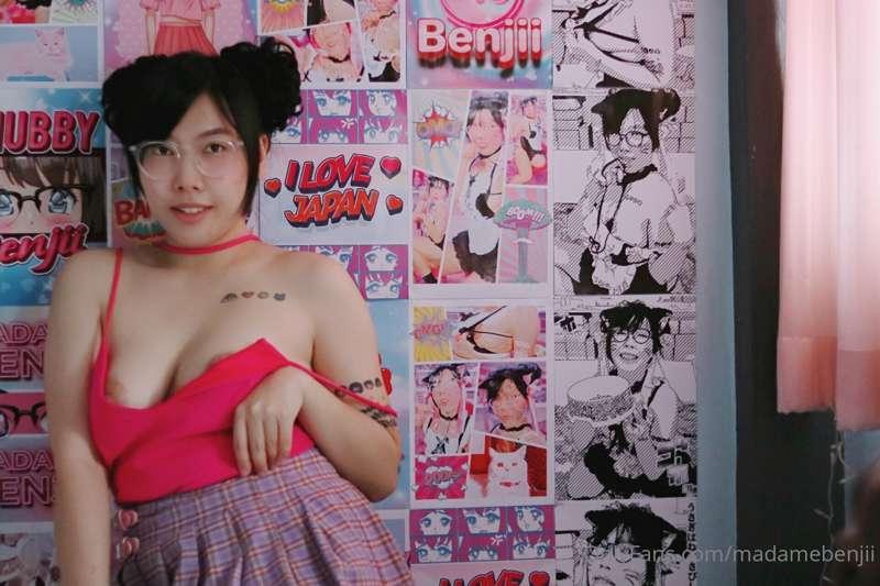 Happy valentine day my Babe 🥰
May you be happy with the love..