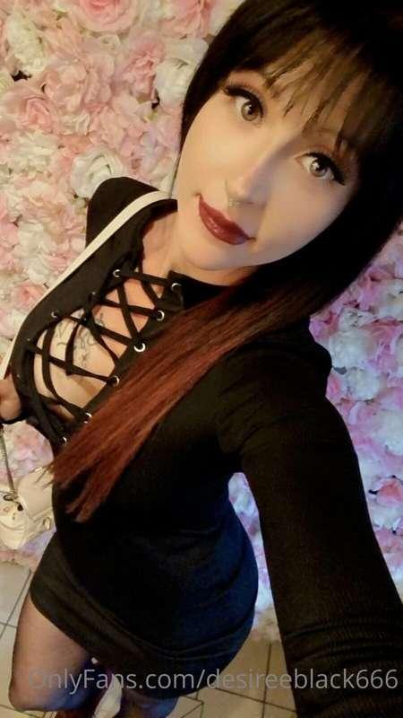 I am bored... Tell me what you are up to, baby