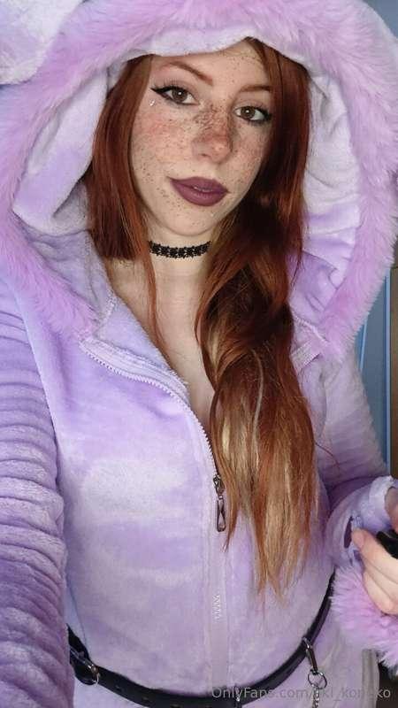 I'm Espeon 💜, if you catch me I'll take off my dress