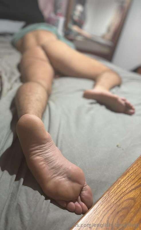 Come and rub my feet and work your way up