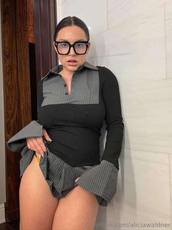 I've been a bad girl and have to postpone my fashion haul li..