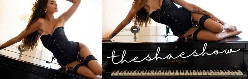 are we rockin with it ?? 🖤 🎹