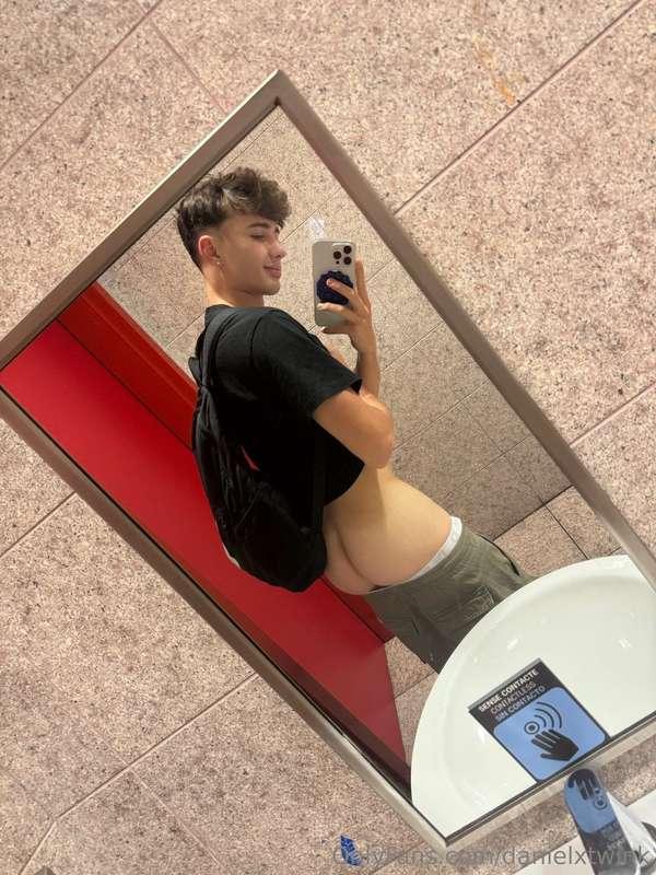 danielxtwink image #1
