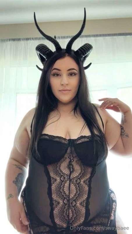 Are you horny baby? 😈😈