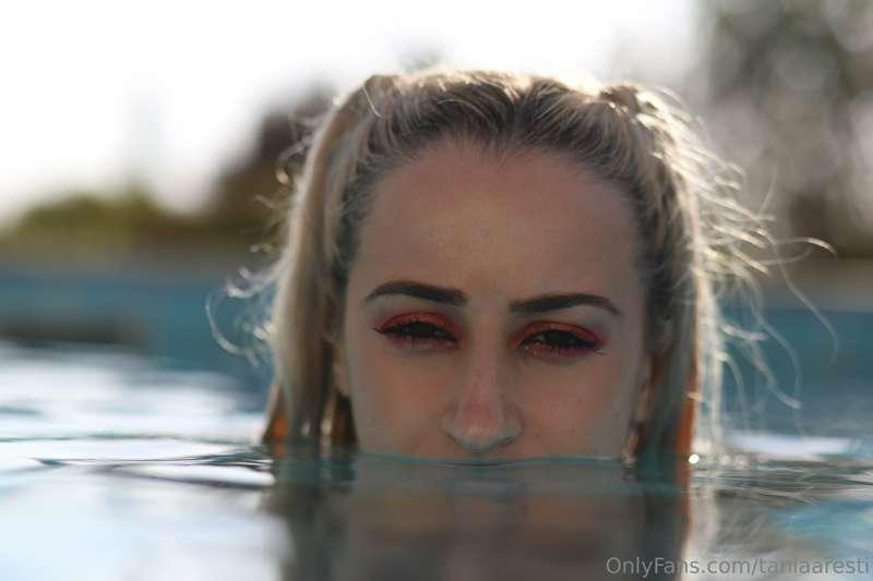 🌊