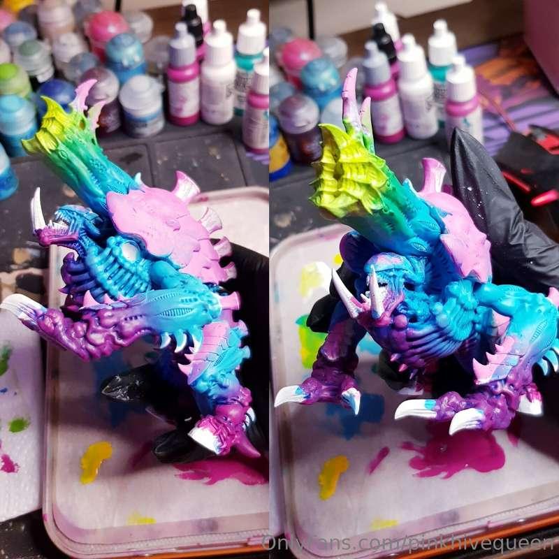 Trying to get more of my Exocrine painted! 🥰💖💖💖