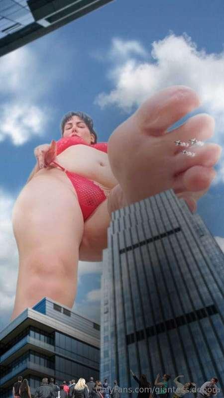 Nobody can stop me!!😍! SURRENDER TO MY BAREFEET