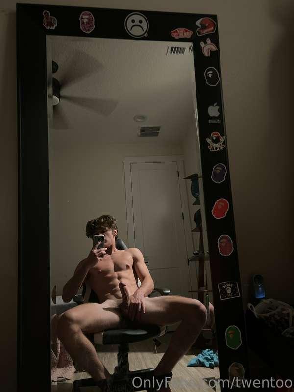 5am typa pics hmu if u wanna chat;)