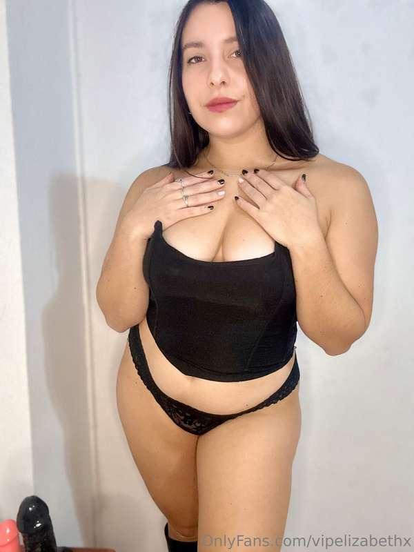 ## I’m your sexy goddess who’s ready to blow your mind and d..