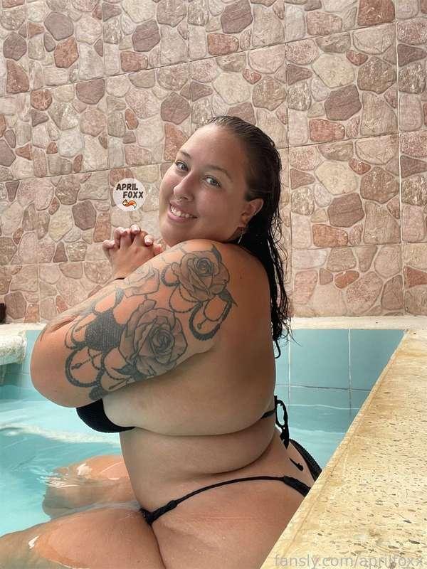 let's have some fun babe

#custom #squirt #sexy #pussy #dildo #bigass #outdoor #fetish #blowjobs 