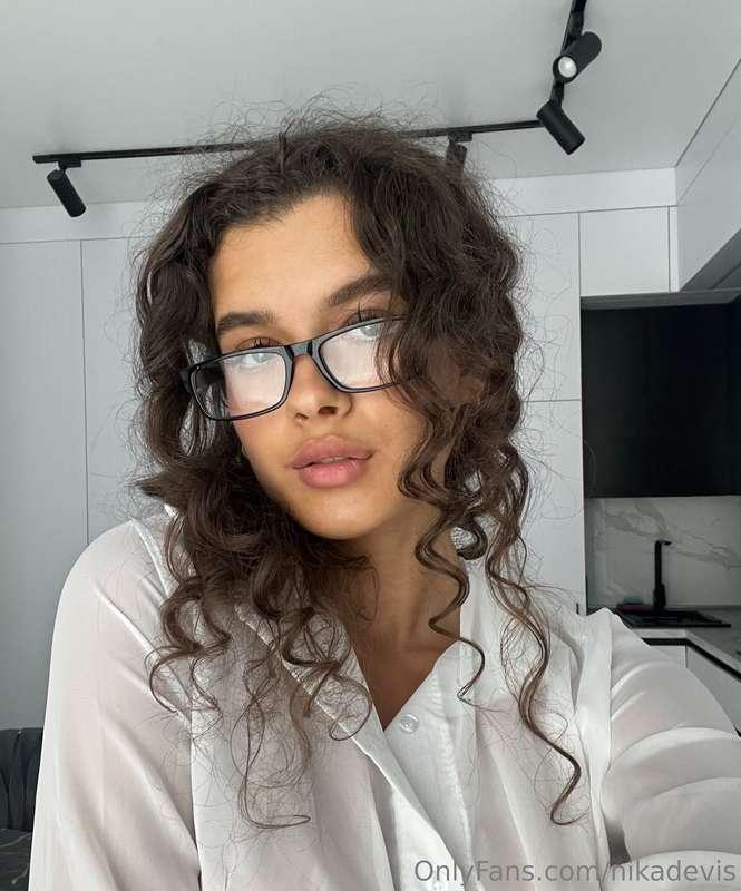 Eyeglasses are not only a functional accessory for vision co..