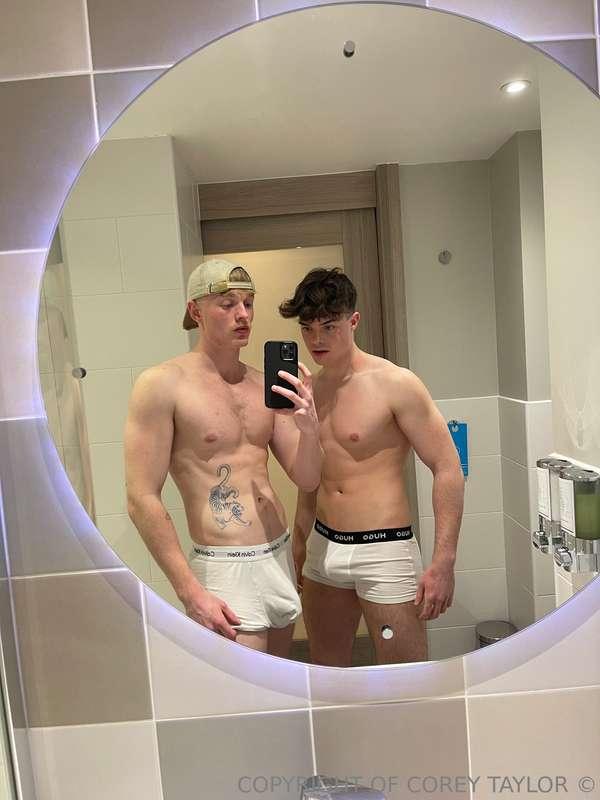 Collab with @conorsworld coming this week 😝  Check ur DMs to..