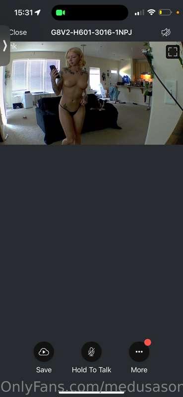 New camera in my living room 😂🥺🖤