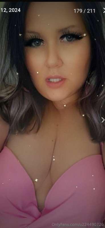 Or a brunette? X