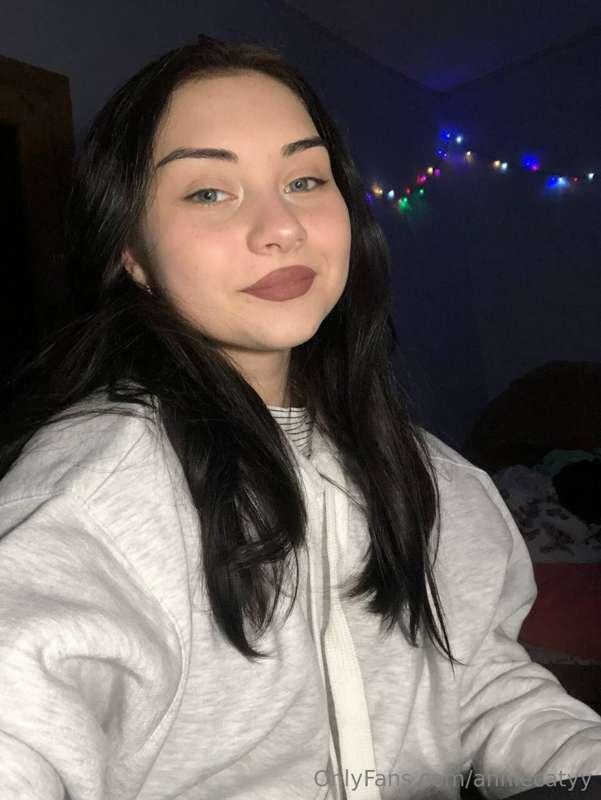 I decided to light some lights for the mood and it looks lik..