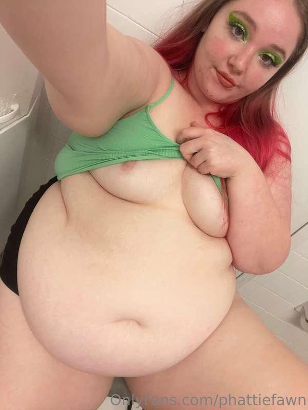 phattiefawn image #1