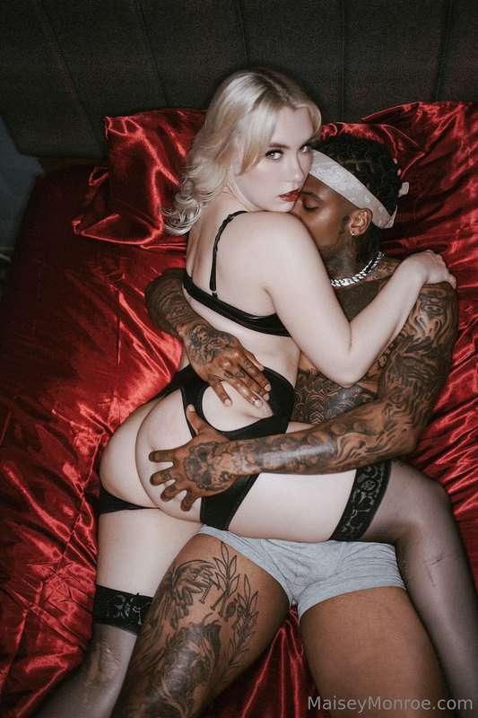 🥵✨ HAWT content for your viewing pleasure @mr.tattoo.fantasy..