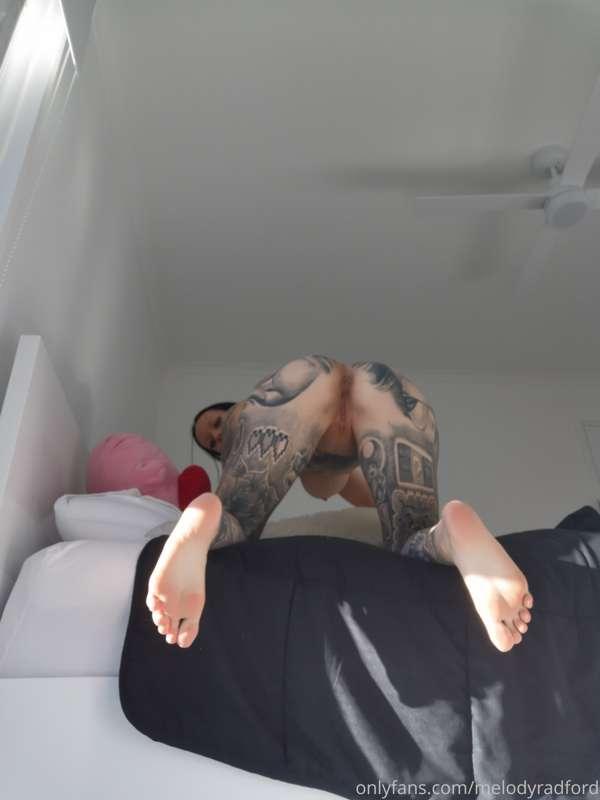 Feet pussy and ass 😁
