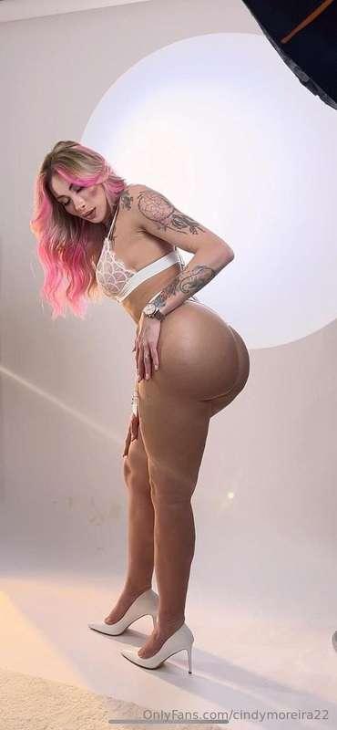 Checkout my sis @sophiaferraz25 the TSgirl mistress with a 2..