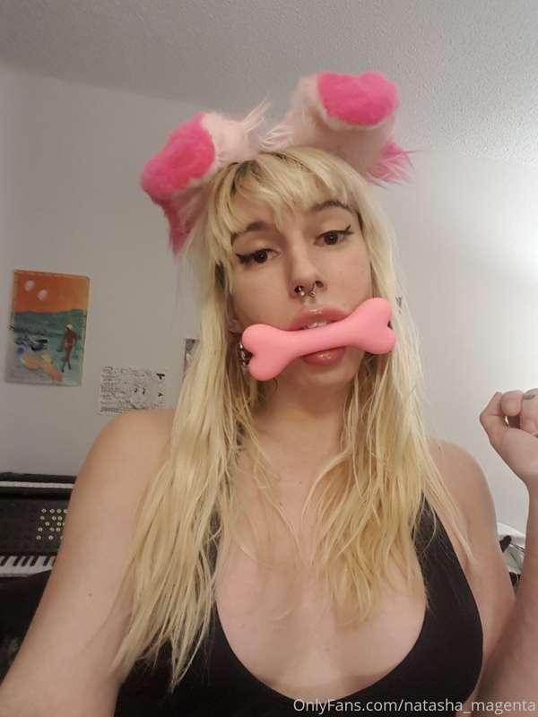 Didnt rly dress up for Halloween, just the same dumb little ..