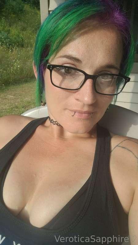 Happy Labor Day weekend! I hope you all enjoyed it! I'm soak..