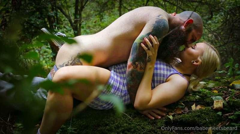 A romantic walk… usually turns into a romantic fuck in the w..