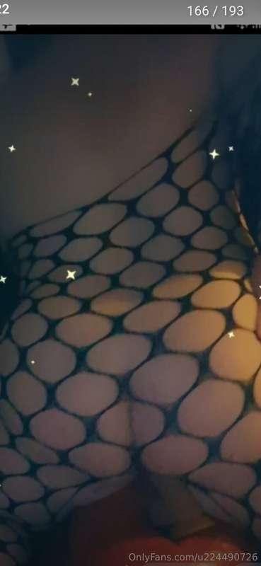 Oh honey this ass needs u, just tip $4 and ill spread it wid..