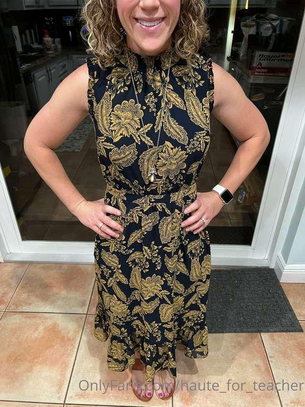 How does this dress look for today?? I love the design and i..