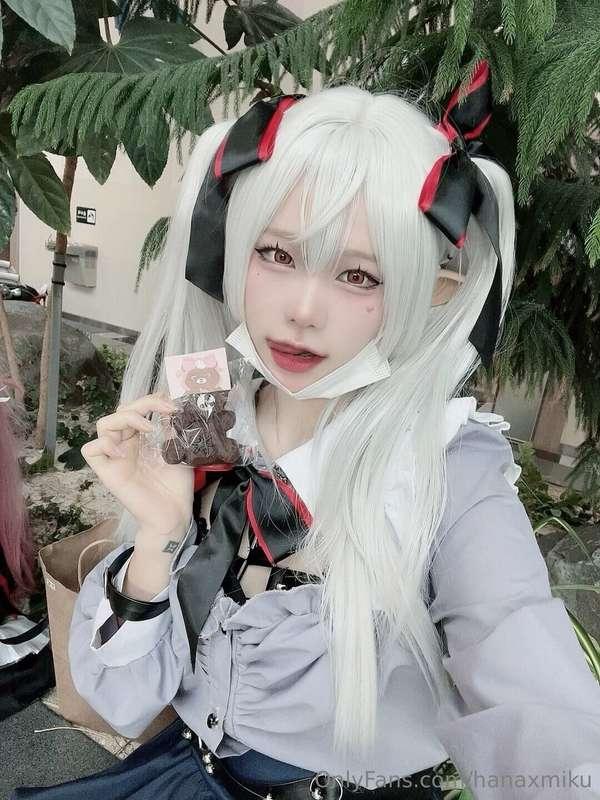 Hello.. I’m Kuzuha- I mean I’m Sanya!!~ 🦇