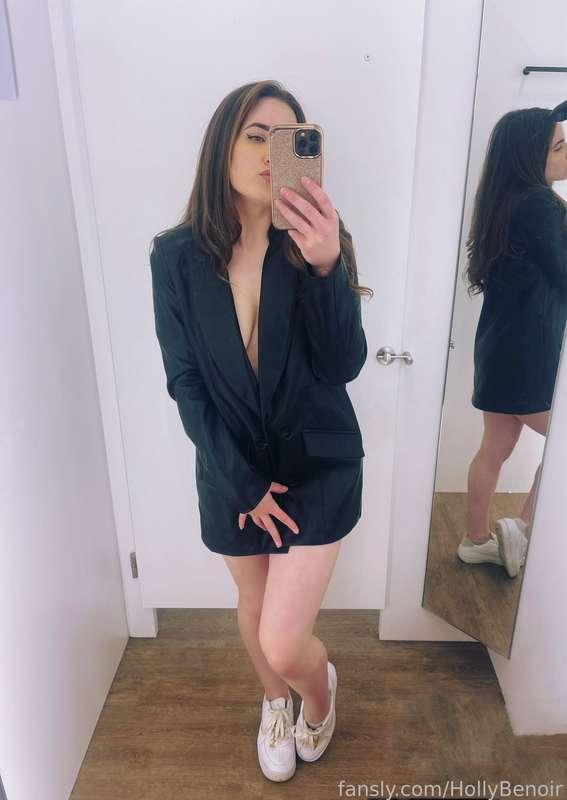 hollybenoir image #1