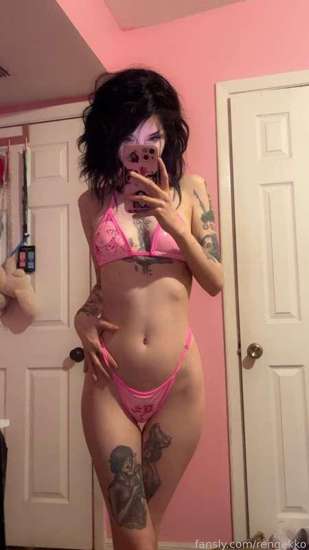 do u guys want a set with this c: 