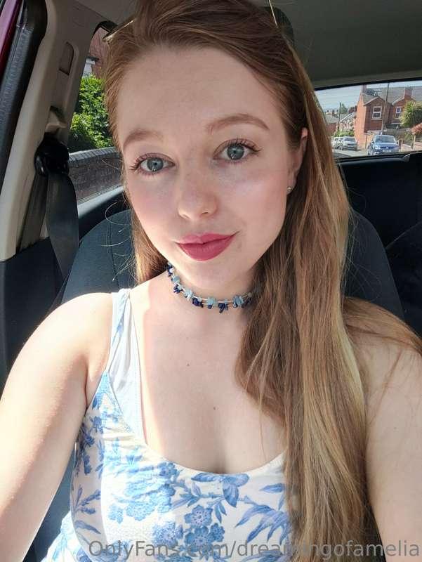 I made these cute little chokers ✨💙 do you like them?