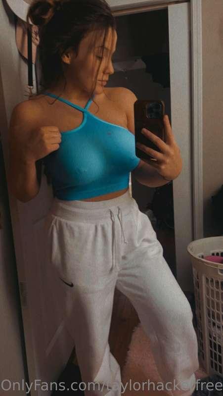 Sub @taylorhacker to see more 😍
