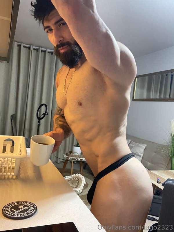 Como buen sábado por la noche estaré conectado para ustedes...