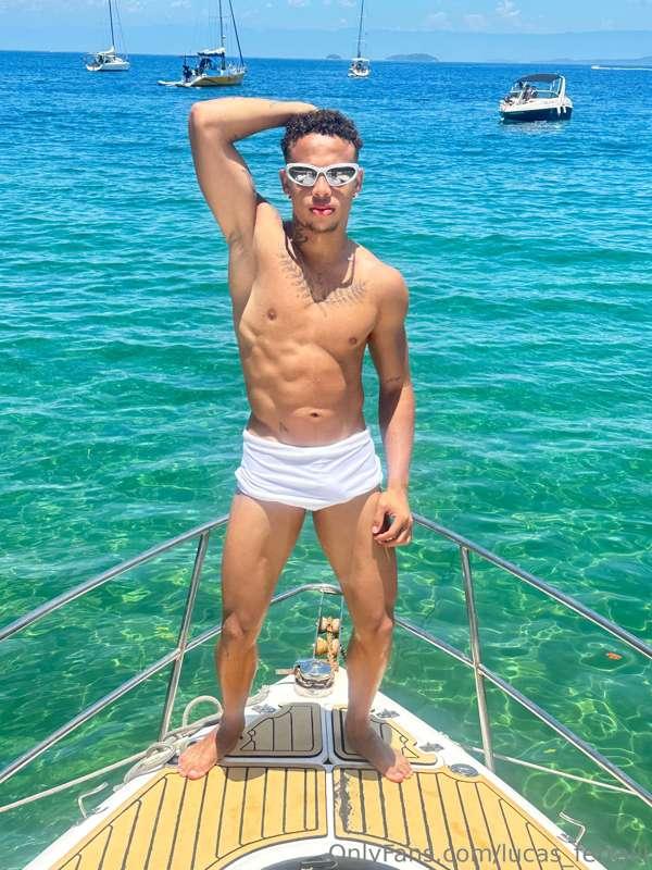 lucas_ferraiii image #1