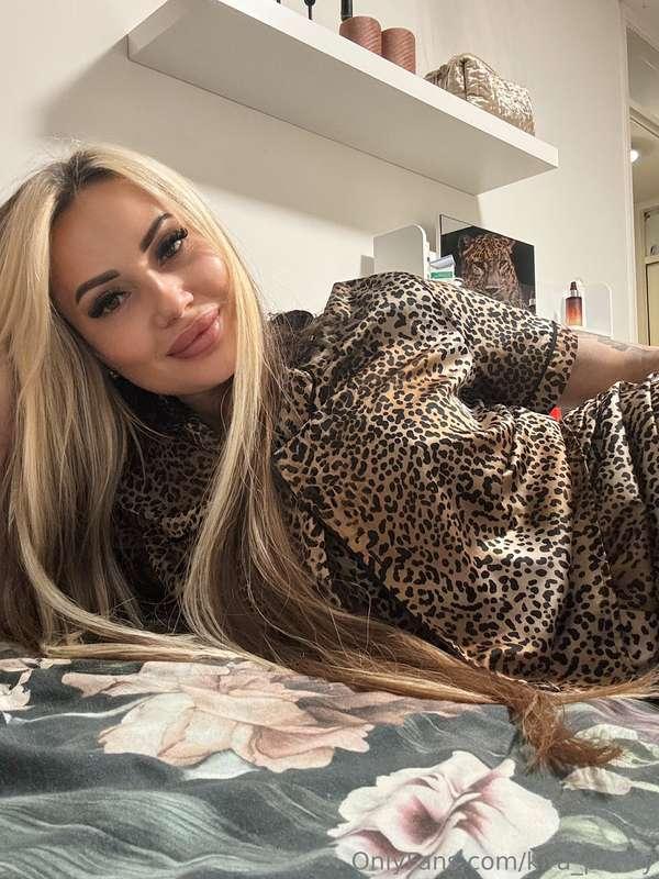 Friday evening is the time of leopard mood 🐆✨. Today I choos..