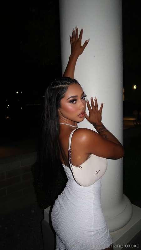 I’m such a slut 👅, such a tease 🫦, even more of a whore when..