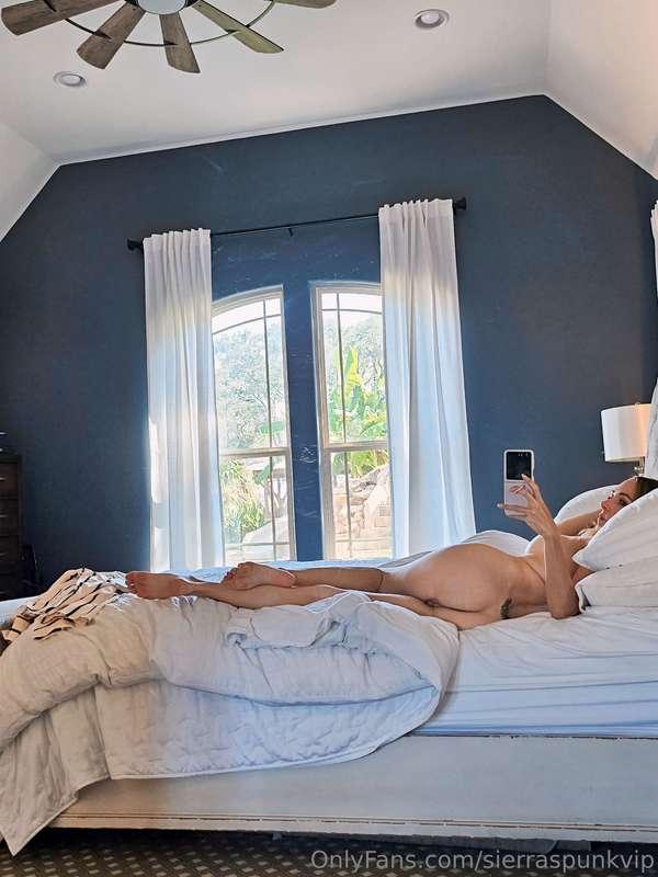 Would you want to wake up to this?💋