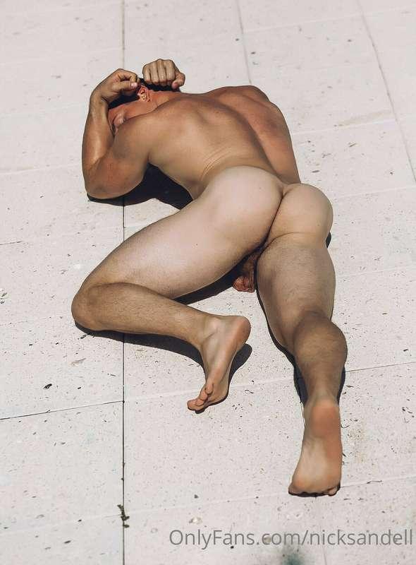 Getting some sunlight on my sack and ass ☀️  Photo by @randy..