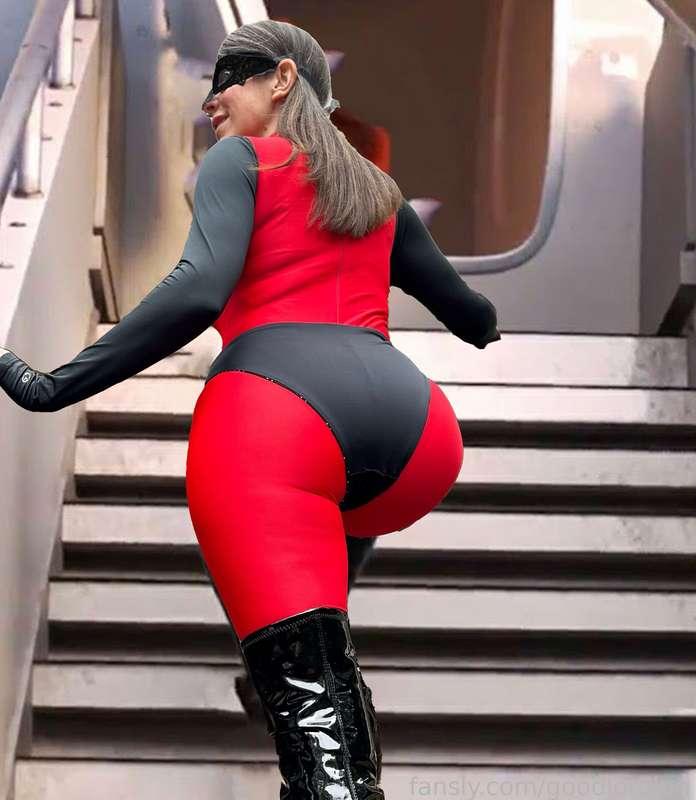goodlordlori image #1