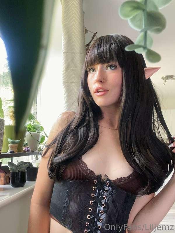 rubyredhotvip image #1