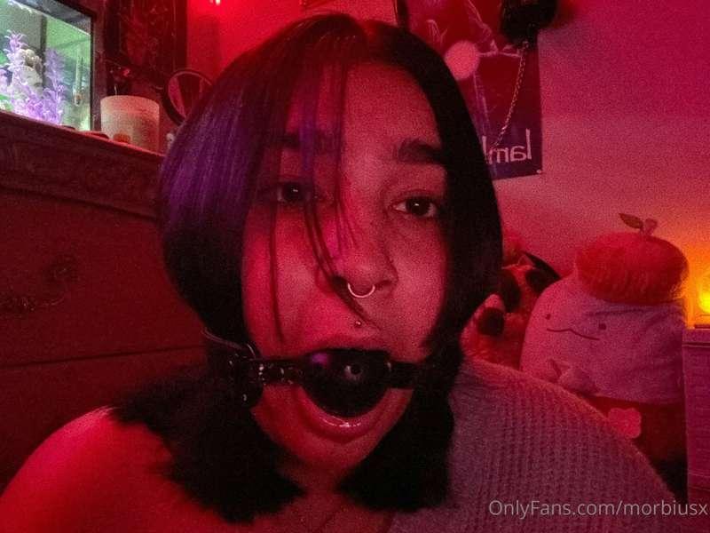 tell me i’m pretty ⛓