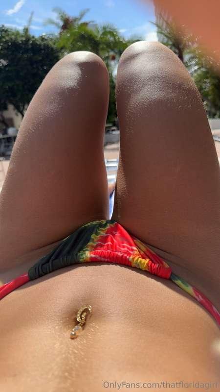 hot dogs or legs? lol