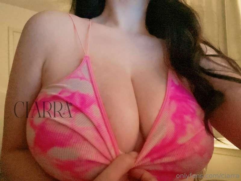 ciarra image #0