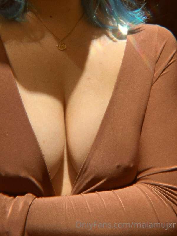 love when they're just a little extra juicy 💦

I have an ess..
