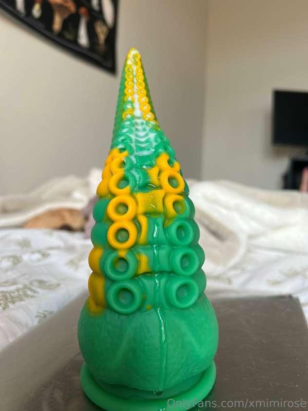 Okay guys😍 I rate this toy a 10/10, can you tell?😈